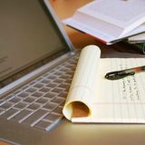 Υποστήριξη της ΜΔΕ της Φωτεινής Αγοραστοπούλου